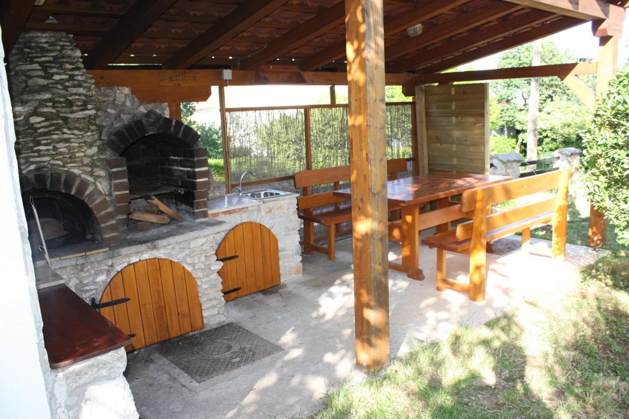 Holiday Home Radmila Premantura Zewnętrze zdjęcie